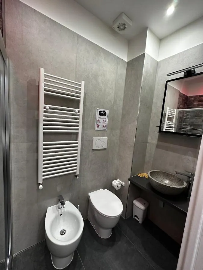 One Hundred Rooms Garden Suite Rome